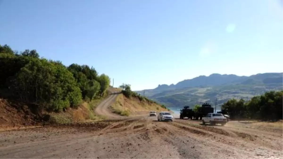 Tunceli- Elazığ Karayolunda Askerlere Bombalı Saldırı