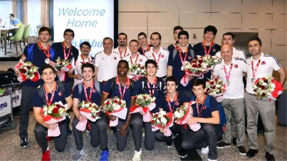 U17 Yıldız Erkek Basketbol Milli Takımı, Yurda Döndü