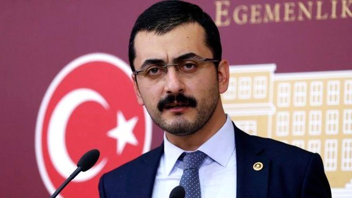 CHP'li Vekil, Erdoğan'a Hakaretten Ceza Aldığı İçin Uçaktan İndirilmiş