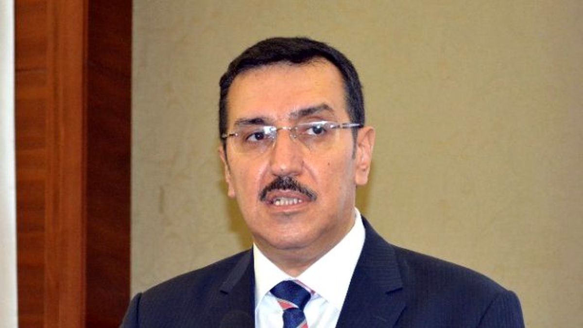 Bakan Bülent Tüfenkci, Malatya\'da Resmi Bayramlaşma Törenine Katıldı