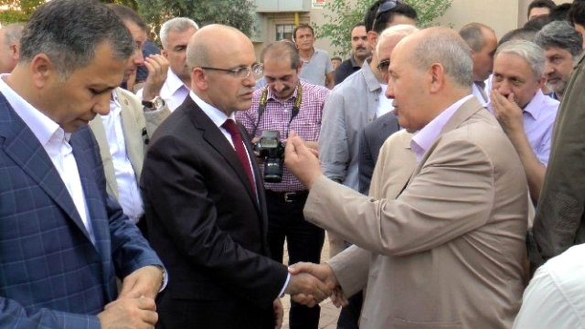 Başbakan Yardımcısı Şimşek Gazianteplilerle Bayramlaştı