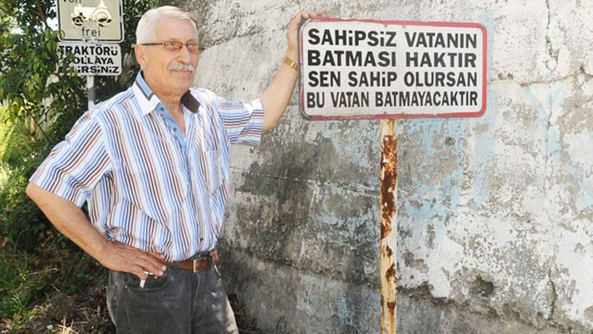 Bu Tabelalar Köyün Saygınlığını Artırdı