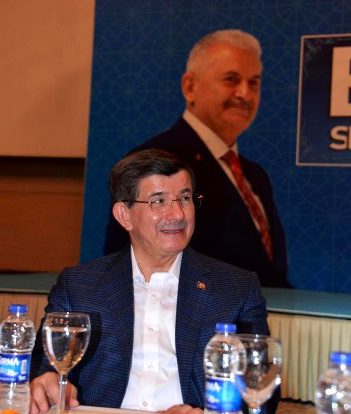 Davutoğlu: Teröre Karşı Omuz Omuza Vermek Durumundayız (2)