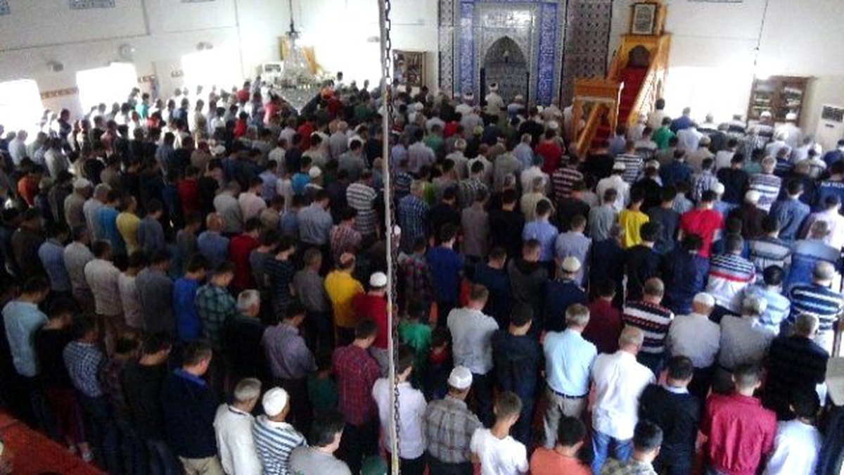 Erzincan\'da Bayram Namazı
