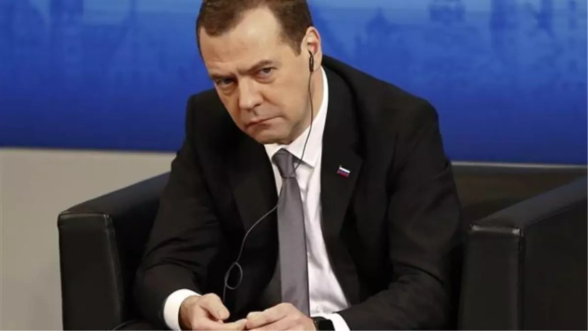 Medvedev\'den Yaptırımlarla İlgili Yeni Açıklama