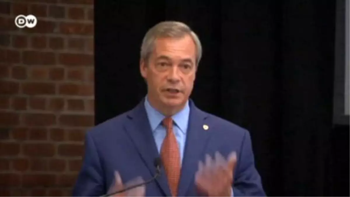 Farage\'dan İstifa Kararı