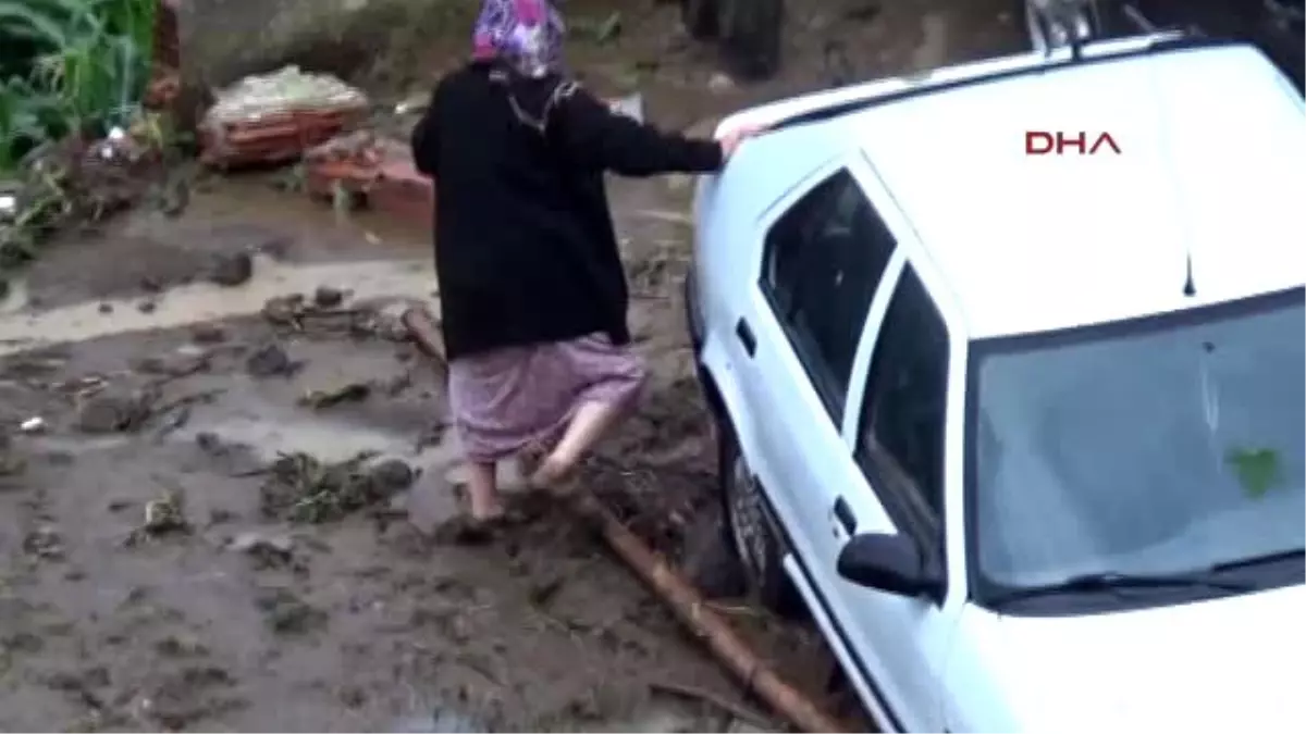 Perşembe'de Sel; 1 Kişi Kayıp -1