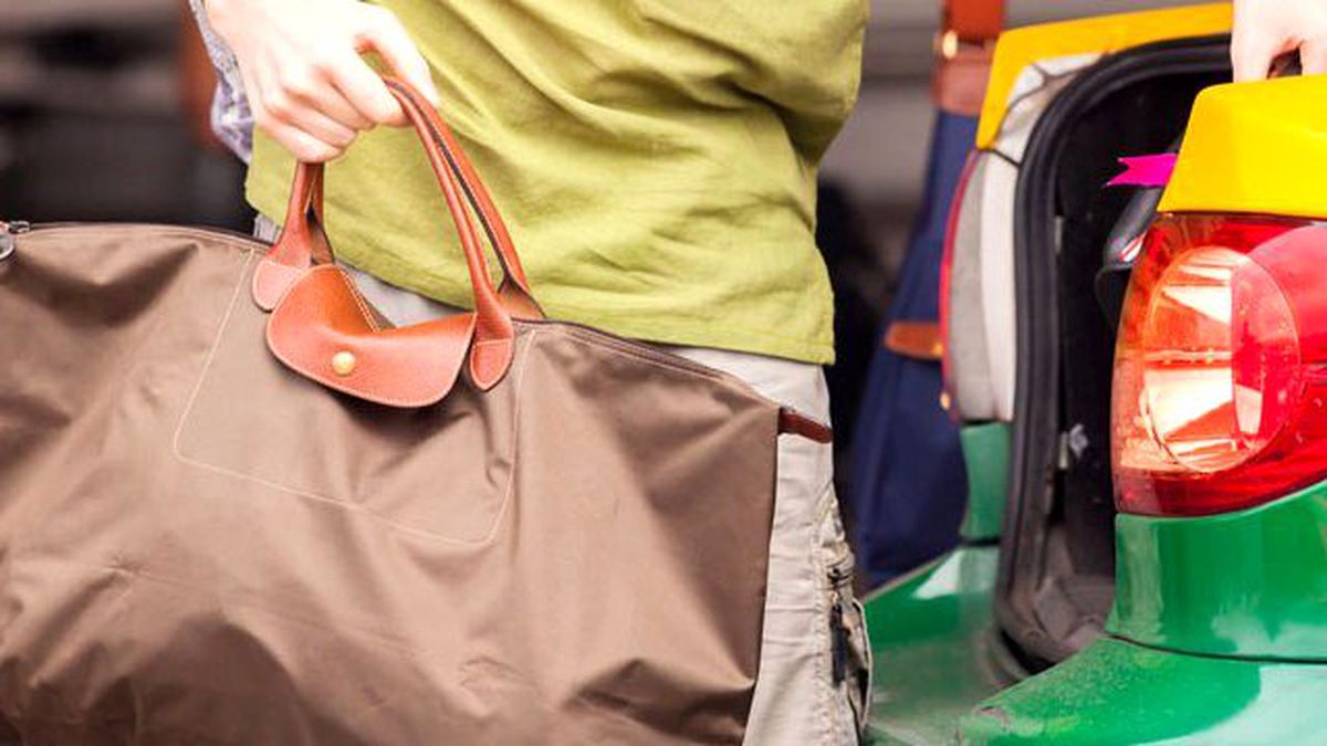 Takside Bulunan 187 Bin Doların Evsiz Bir Adama Ait Olduğu Ortaya Çıktı