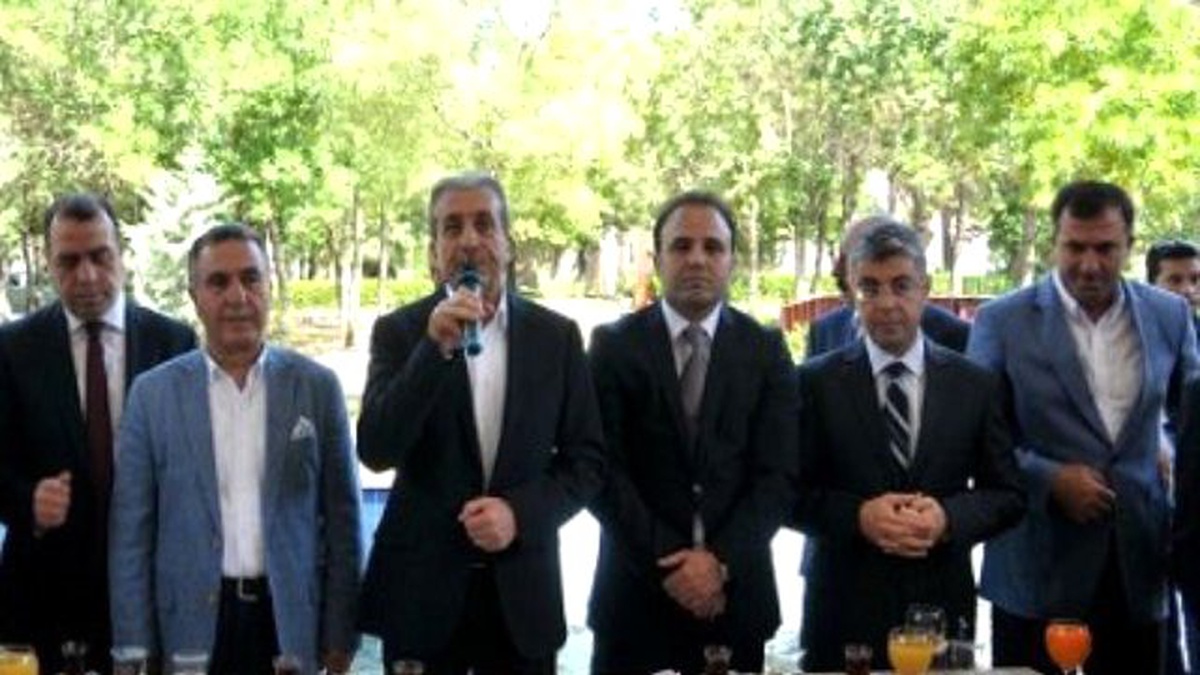 Diyarbakır\'da Bayramlaşma Töreni Düzenlendi