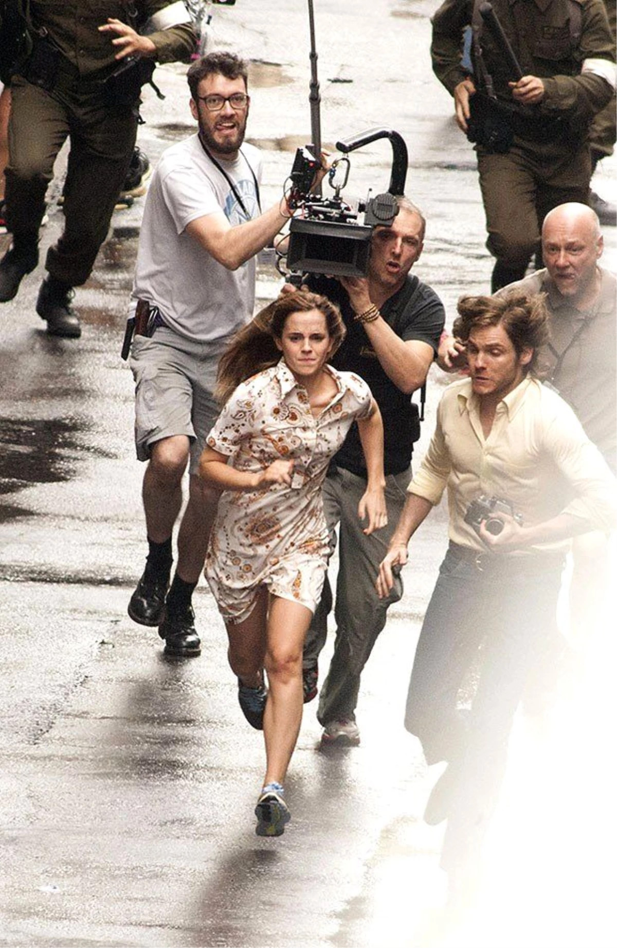 Emma Watson\'ın Yeni Filmini Yedi Kişi İzledi