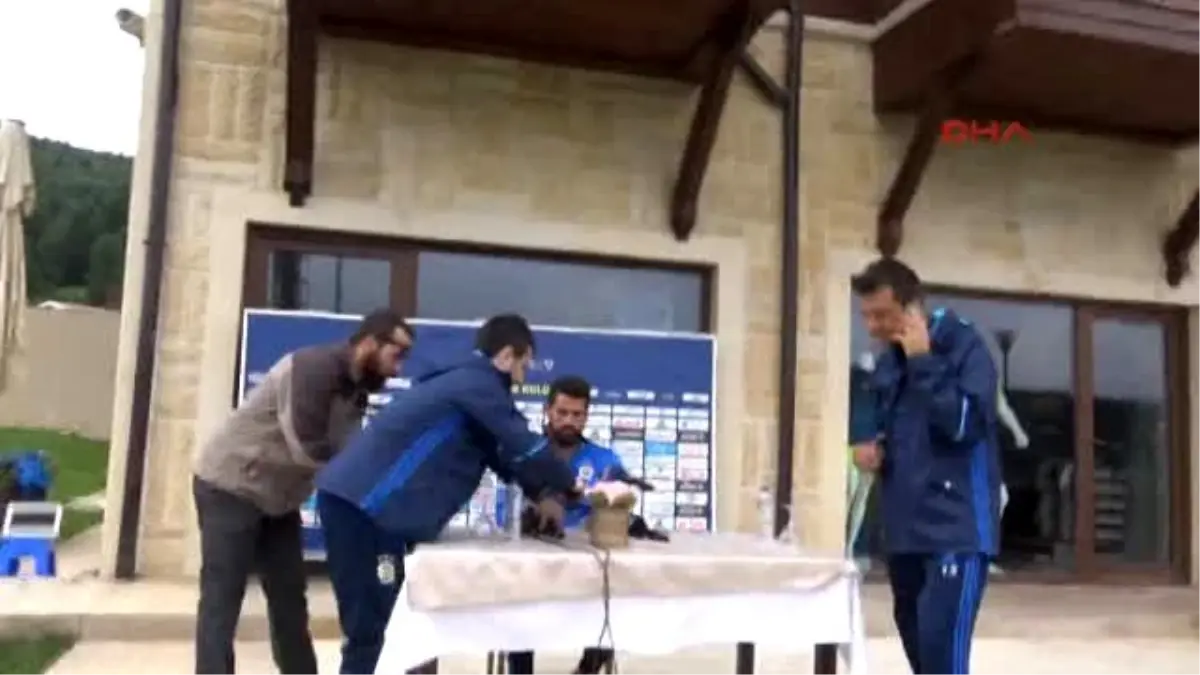 Fenerbahçe Kaptanı Volkan Demirel Vatan Haini İlan Edildim