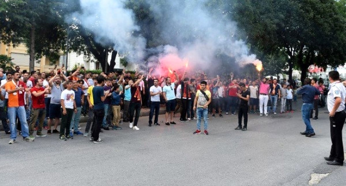 Florya\'da İstifa Sesleri!