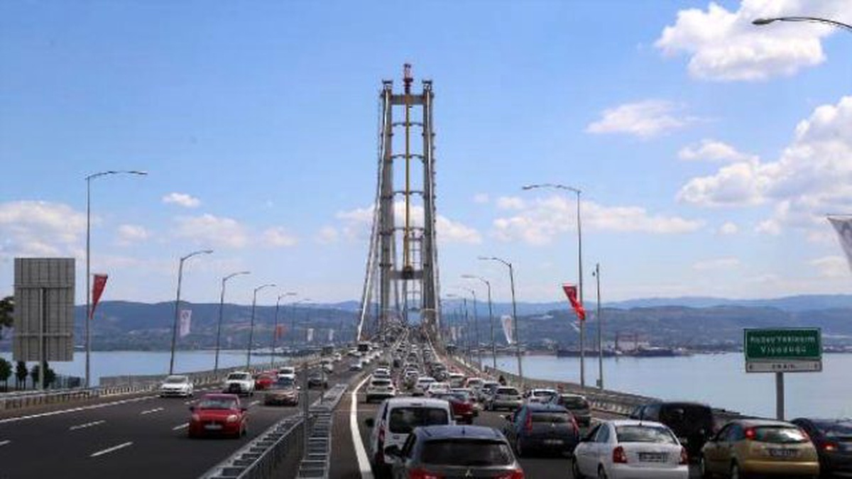 Osmangazi\'den 5 Günde 400 Bin 523 Araç Geçti