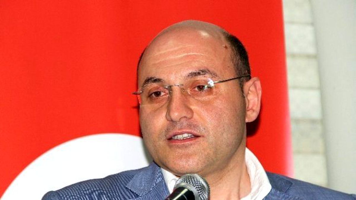 Ali Çetinbaş\'tan Zeliha Aksaz Şahbaz\'a: Halkın Milli ve Manevi Değerlerine Saygı Göster