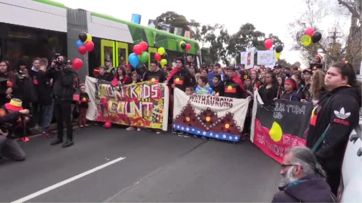 Avustralya\'da Aborjinler Hakları İçin Yürüdü - Melbourne