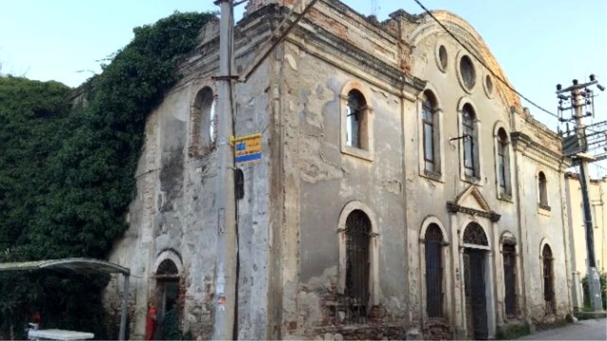 Cami Olarak Kullanılan Eski Kilise Kültür Merkezi Oluyor