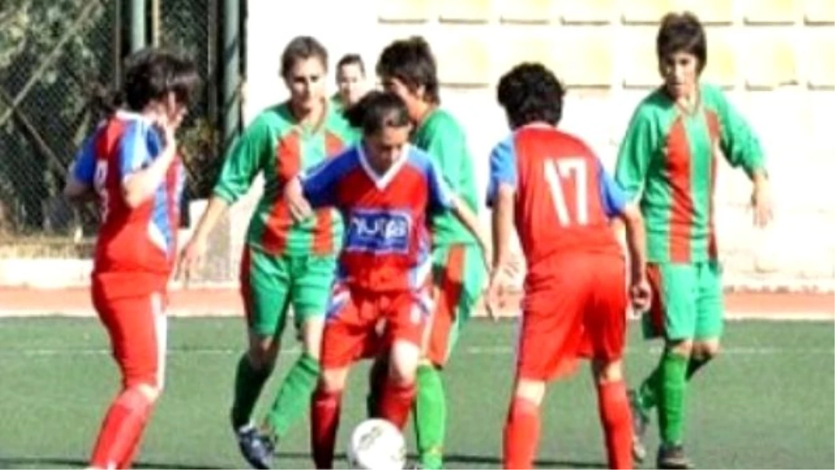 Diyarbekirspor Kadın Futbol Takımının Katılacağı Turnuva 23 Temmuz\'da