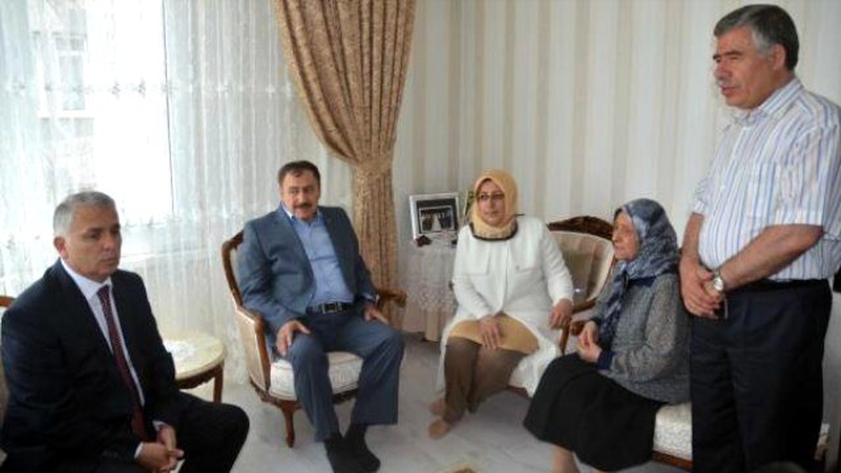 Eroğlu: Suriyelilerin Vatandaşlığa Alınmasında Kriterler Olacak