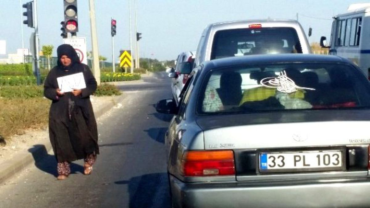 Jandarma ve Gazetecilerden Dilenci Operasyonu