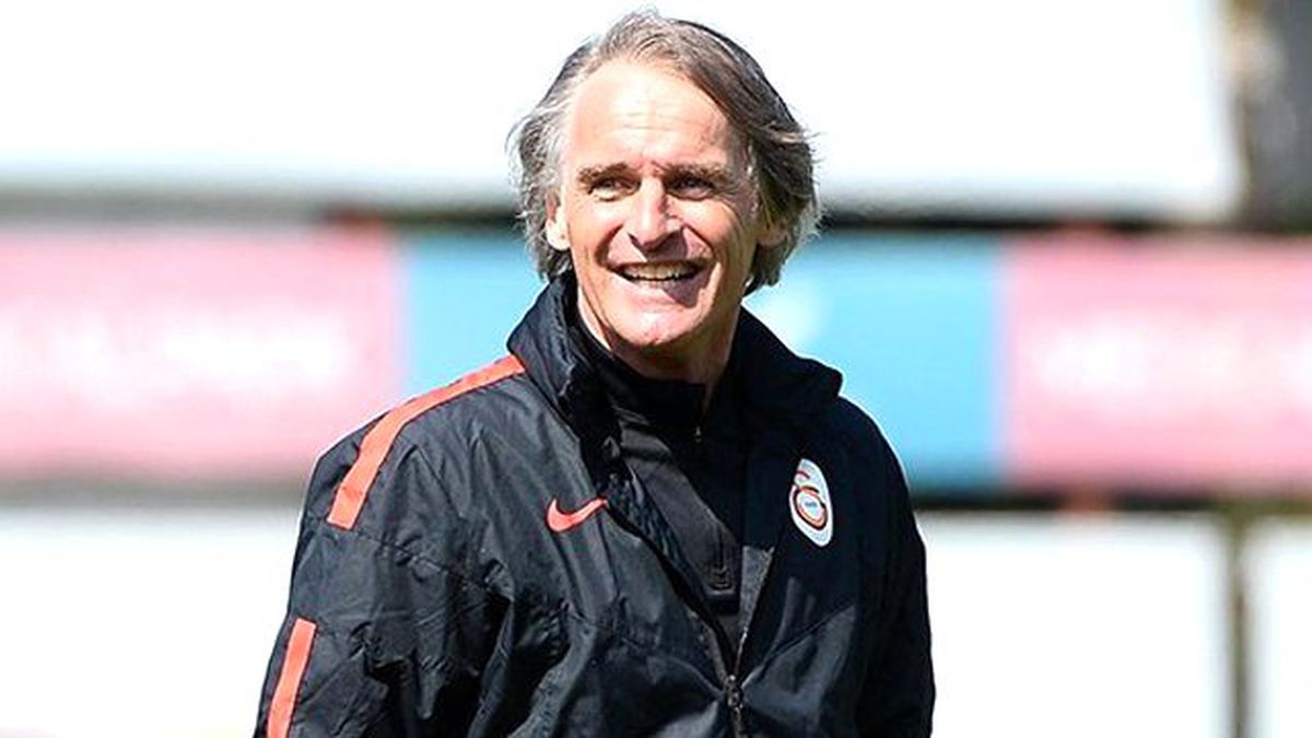 Riekerink, Birhan Vatansever'i Çok Beğendi