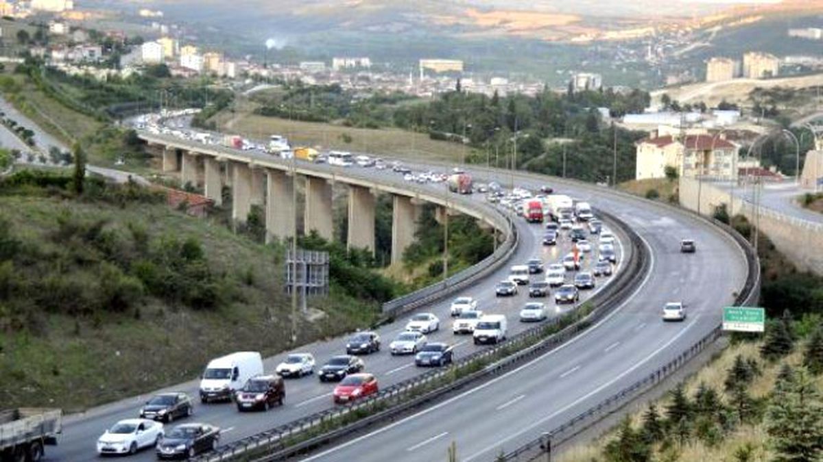Tem Otoyolu\'nda Ulaşım Rahat (3)