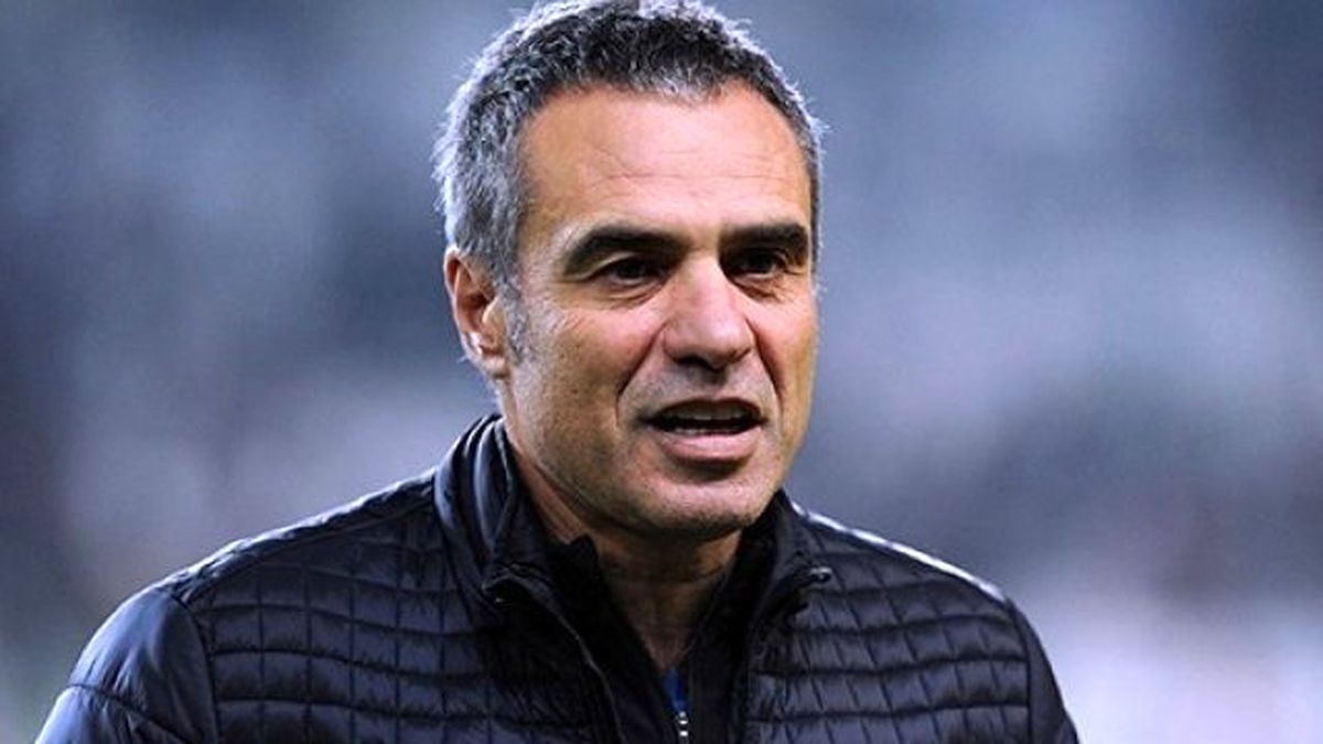 Uğur Demirok, Antrenmanda Ersun Yanal'a Şaka Yaptı: Transfer Olmak İstiyorum