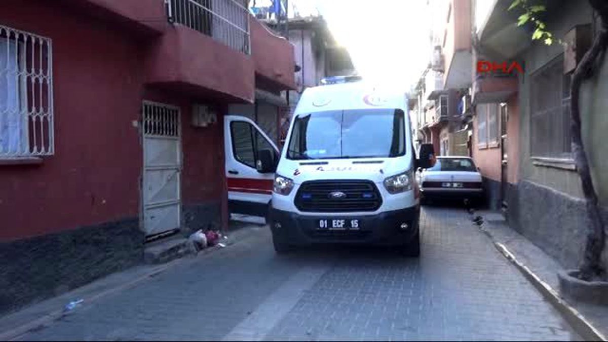 Adana Suriyeli Kadın Bıçaklanarak Öldürüldü