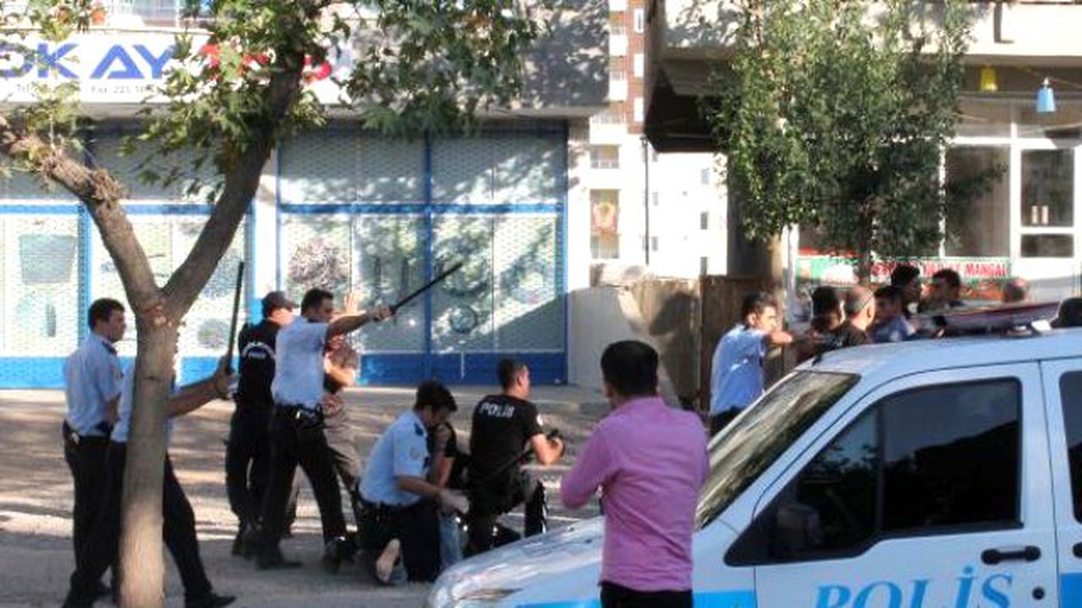 Adıyaman\'da Alacak Kavgası: 6 Gözaltı