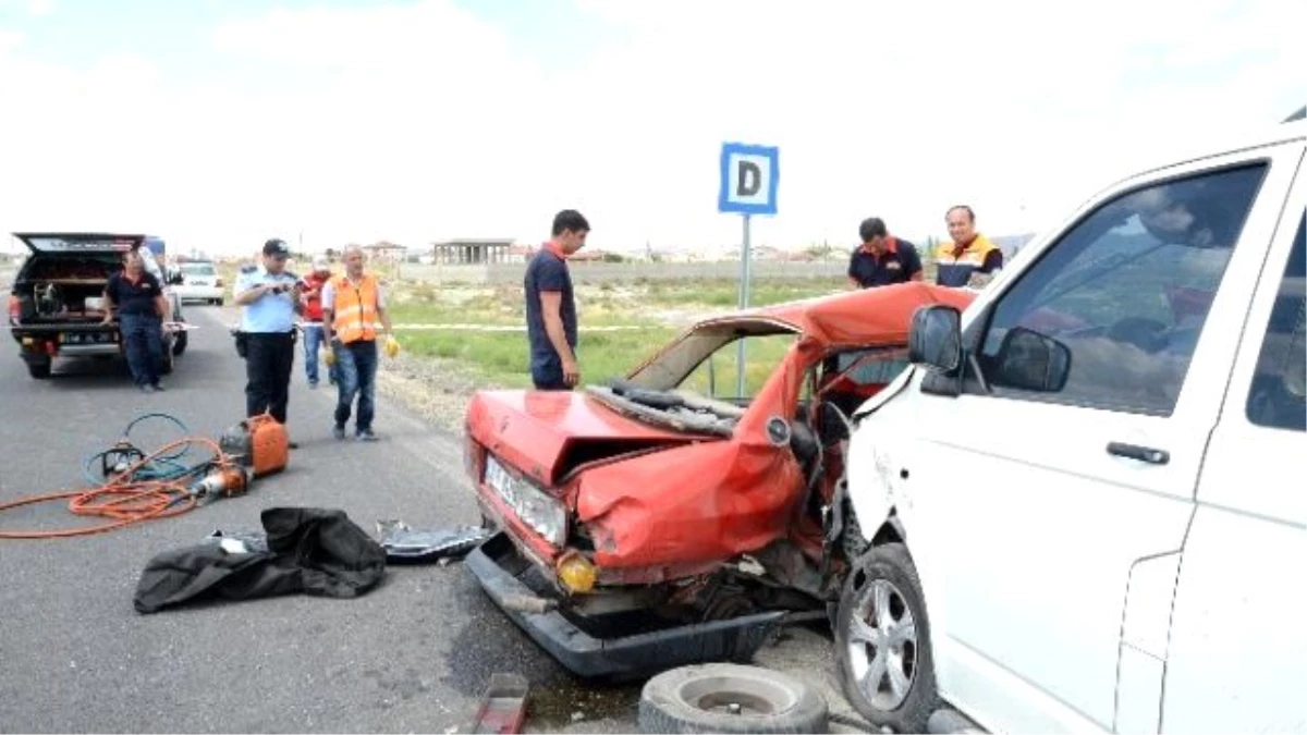 Aksaray\'daki Trafik Kazasında Ölü Sayısı 3\'e Yükseldi