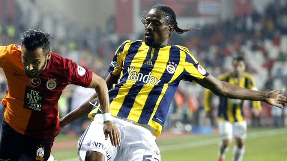 Alanyaspor, Eski Fenerbahçeli Abdoulaye Ba'yı Transfer Ediyor