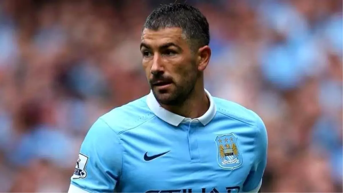 Beşiktaş, Kolarov Transferini Gökhan Töre\'den Gelen Parayla Bitirecek