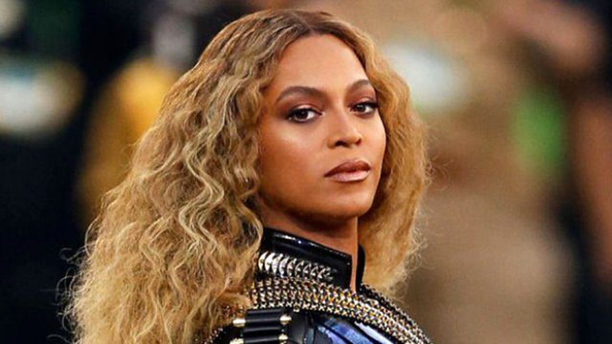 ABD'de Öldürülen Polislerin Ölümünden Beyonce'yi Sorumlu Tuttular