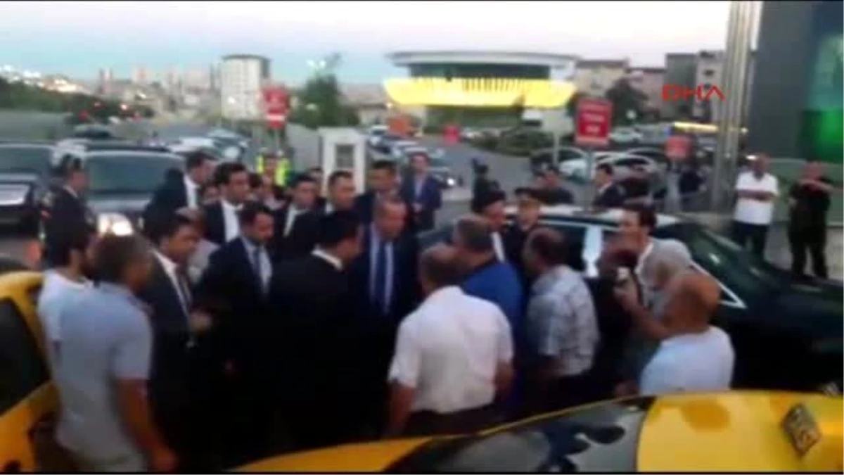 Cumhurbaşkanı Erdoğan Taksi Durağını Ziyaret Etti