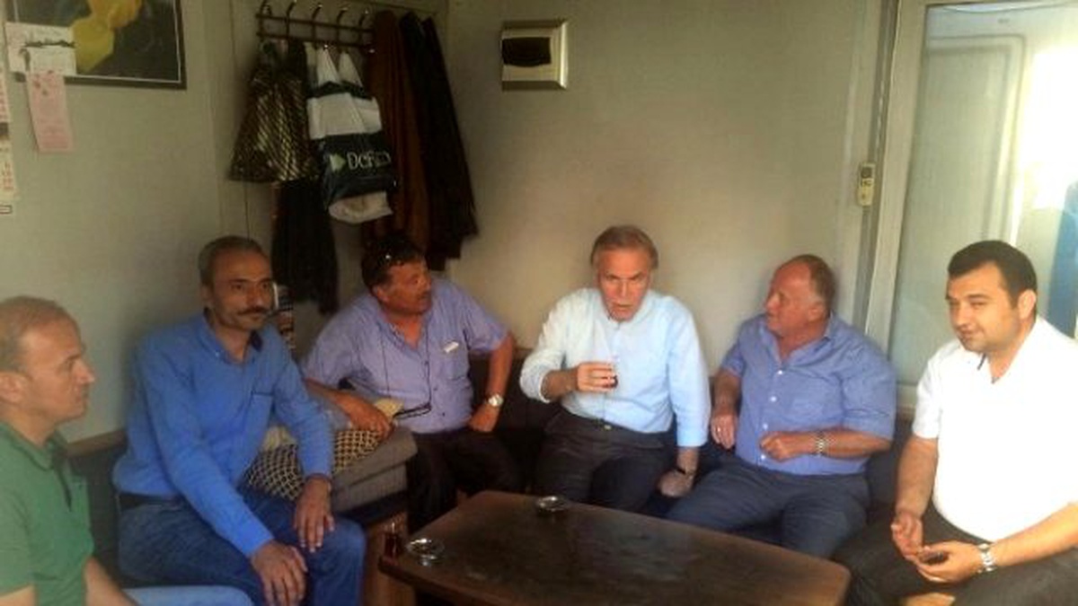 Şahin\'den Taksici Esnafına Sürpriz Ziyaret