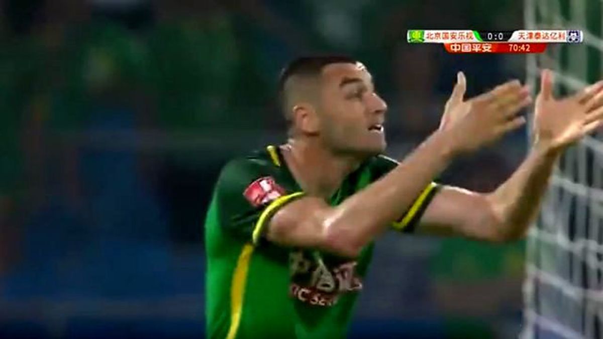 Burak Yılmaz'dan Hakeme: Allah Belanı Versin