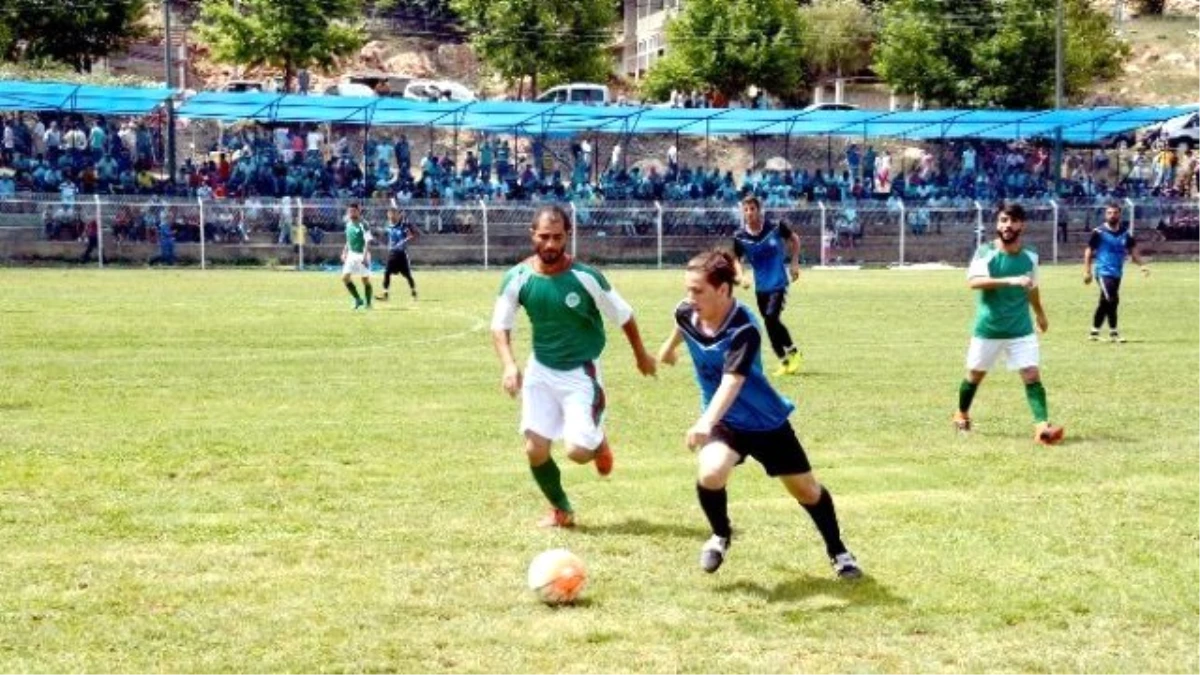 Fındıkpınarı\'nda Futbol Turnuvası Heyecanı