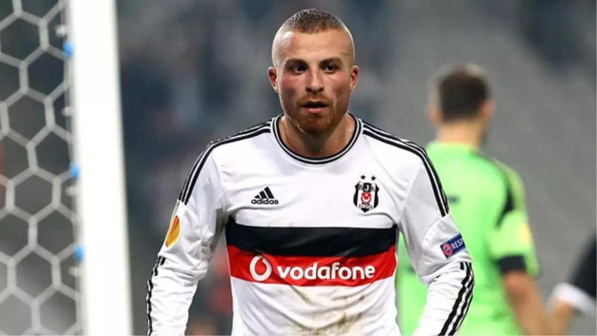 Gökhan Töre Beşiktaş\'a Mesaj Yolladı: Paramı Yatırmazsanız West Ham\'a Gitmem