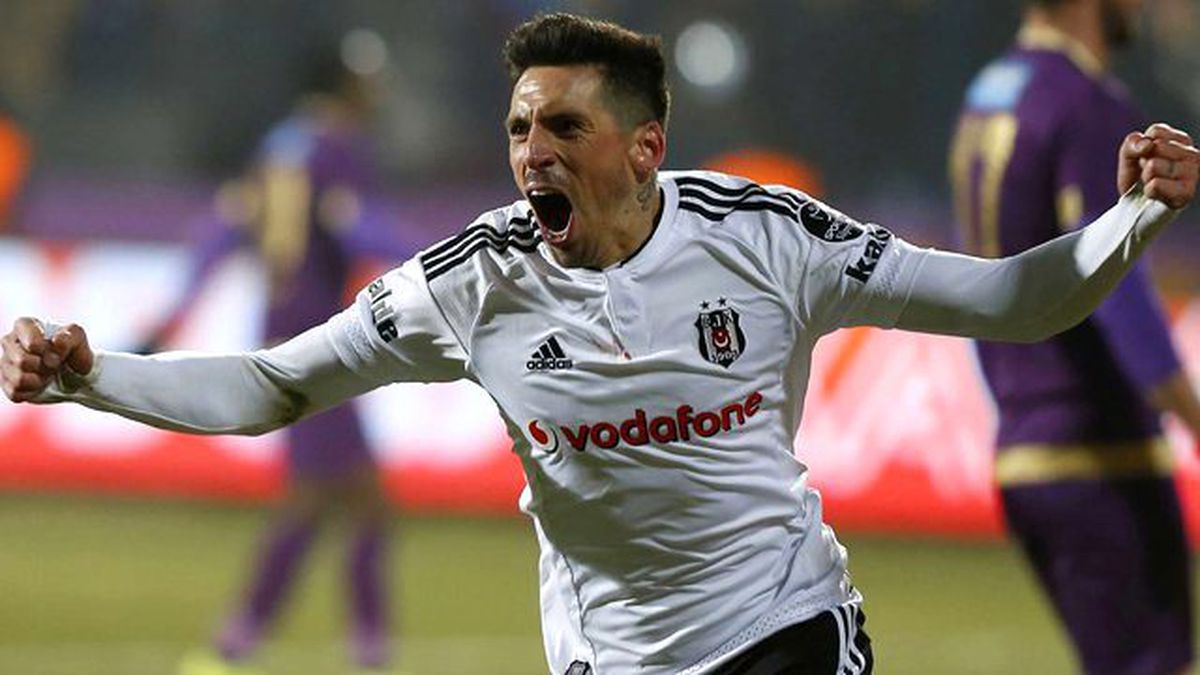 Jose Sosa, Beşiktaş'tan Ayrılma Kararı Aldı