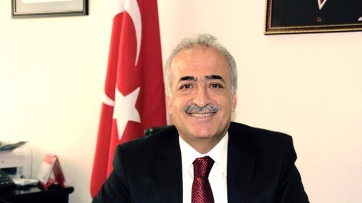 Rektör Adayı Prof. Dr. Çomaklı Bütün Adaylara Başarılar Diledi