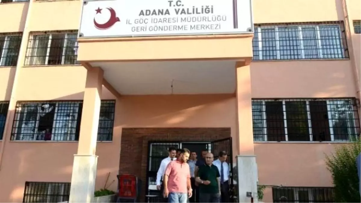 Vali Demirtaş Göç İdaresi Müdürlüğünde İncelemelerde Bulundu