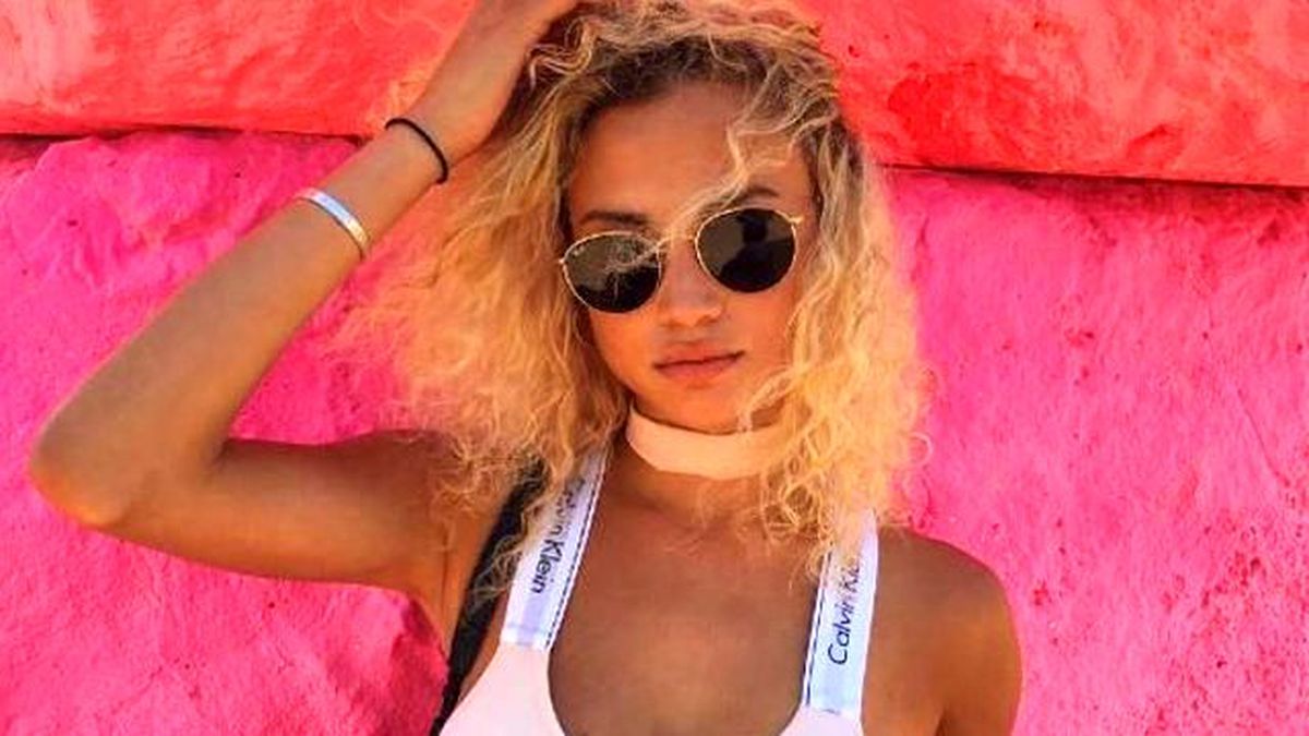 Van der Wiel'in Sevgilisinin Aracının Lastiklerini Kestiler