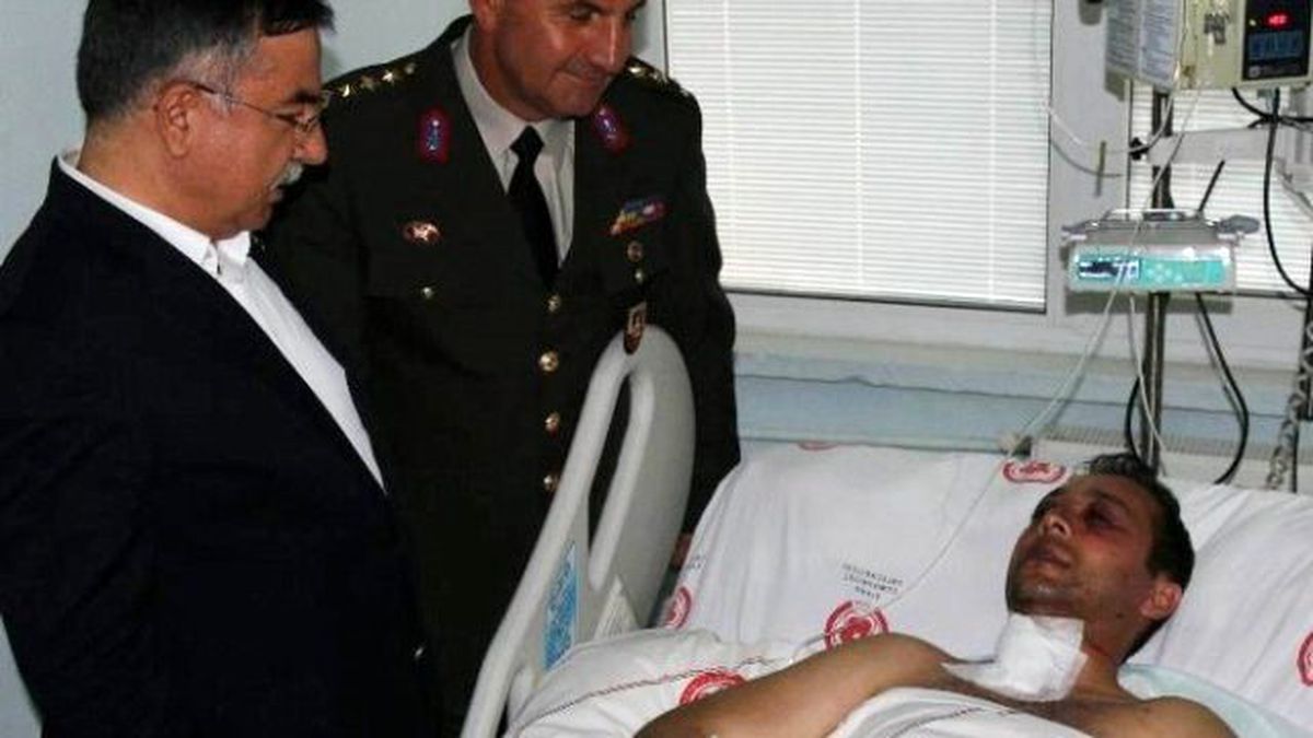 Yaralı Pilot Üsteğmen Kandemir GATA\'ya Sevk Edildi