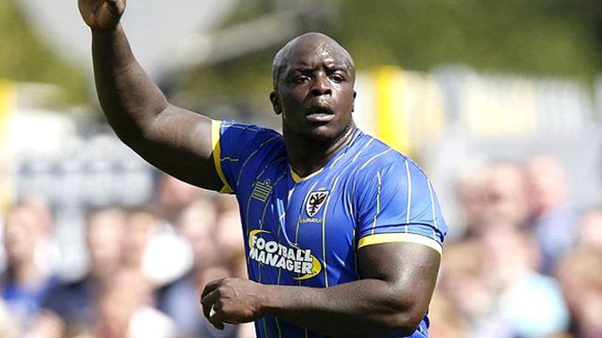 Akinfenwa, İngiltere 2. Ligi'ne Transfer Oldu