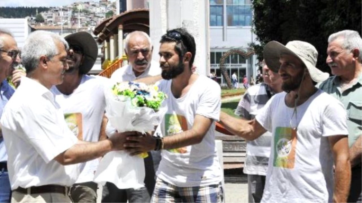 Barış İçin Yürüyen Aktivistler İzmit\'e Ulaştı