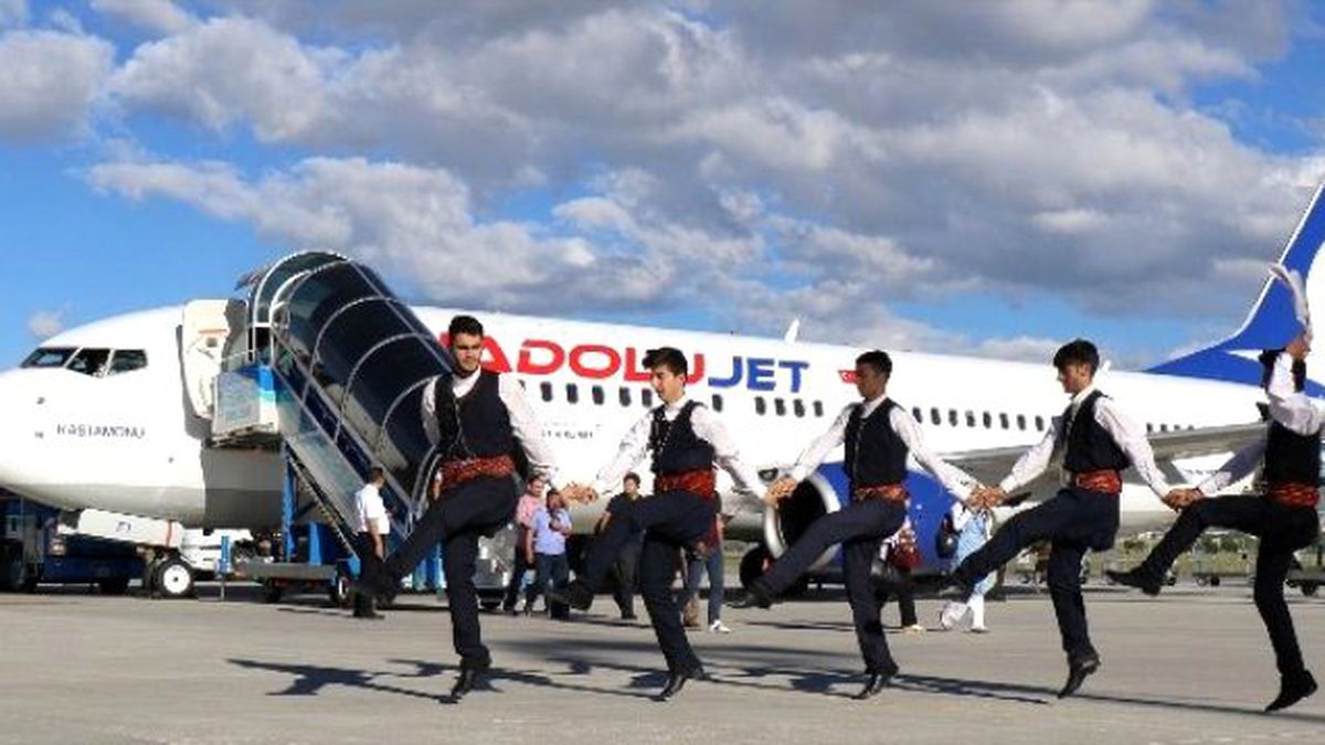 Erzurum-Antalya Uçak Seferleri Başladı