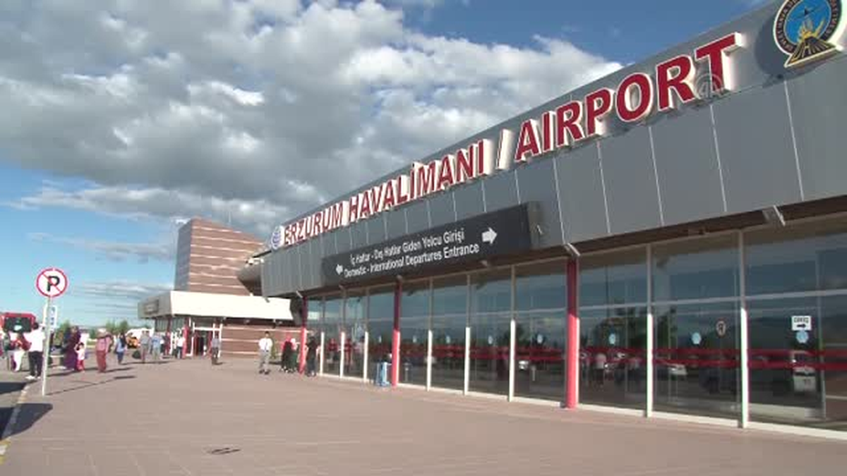 Erzurum-Antalya Uçak Seferleri Başladı