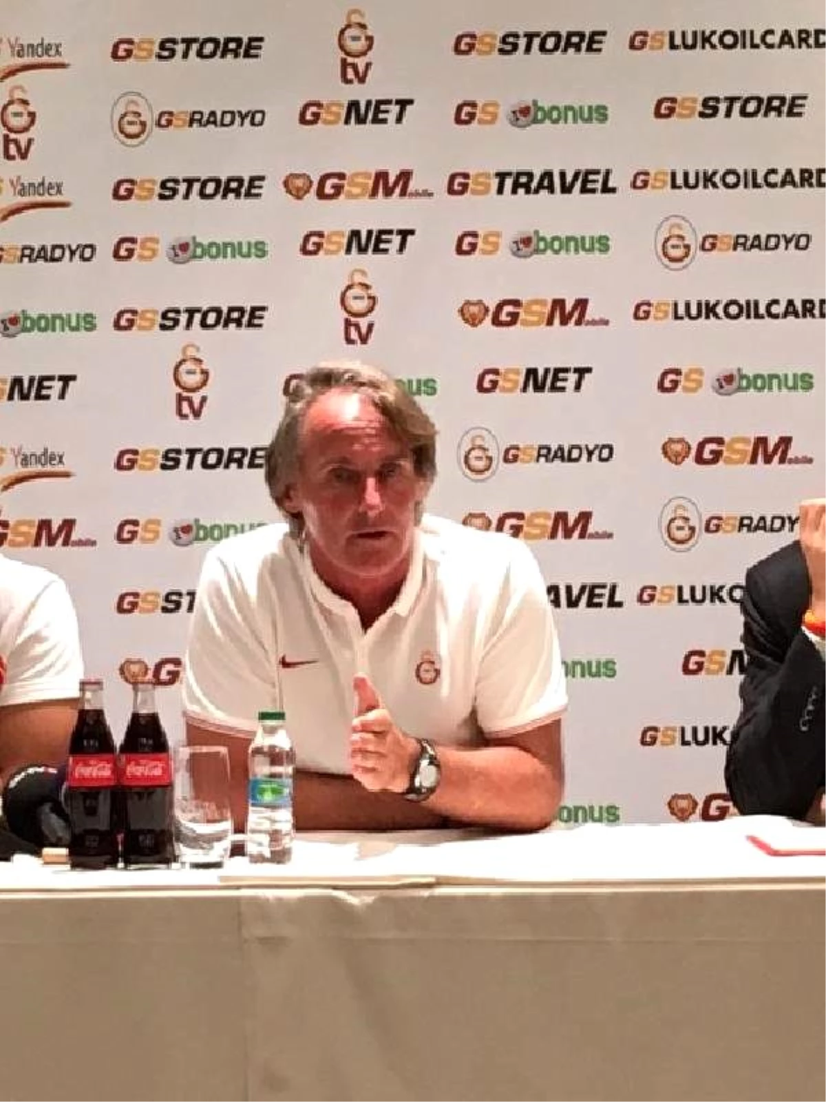 Galatasaray Teknik Direktörü Riekerink: Bu Sezon En Önemli Hedefimiz Şampiyonluk