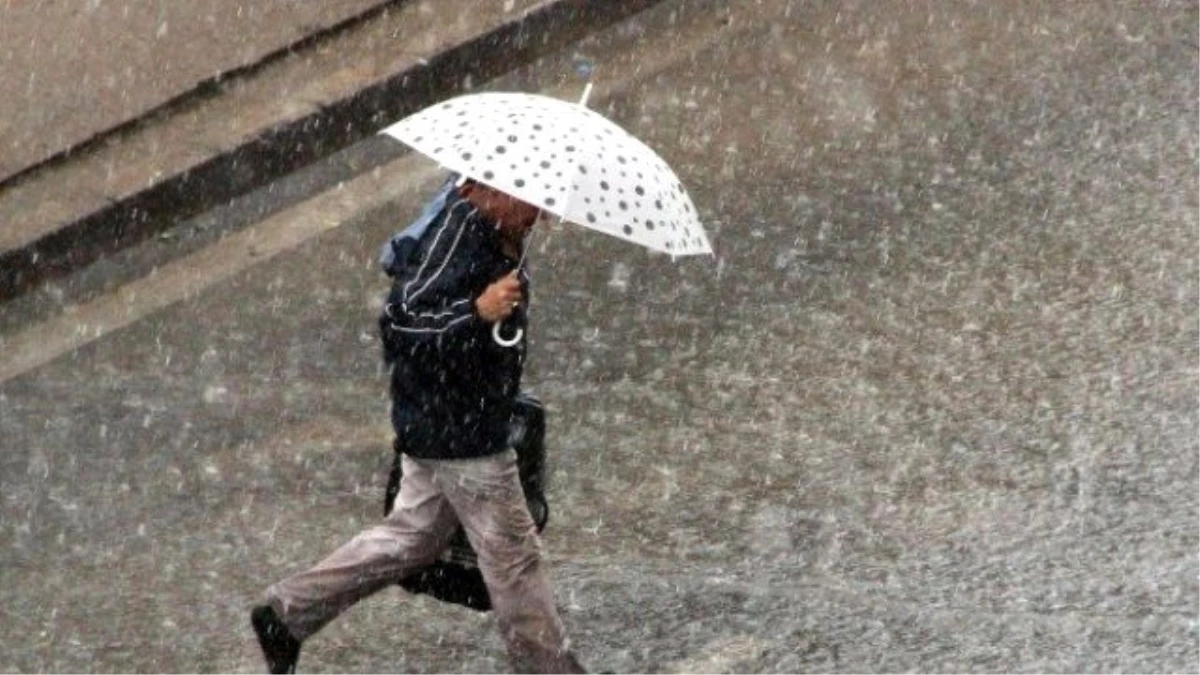 Meteoroloji: Kuzey ve Doğu Bölgelerde Sağanak Yağışlara Dikkat