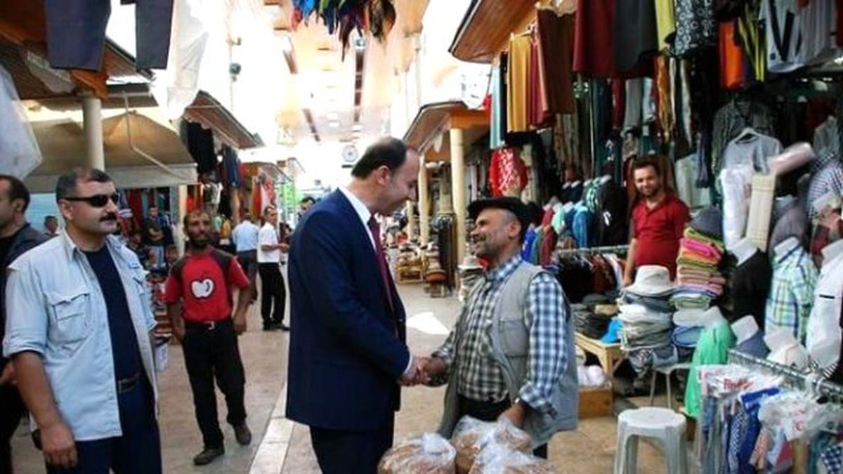 Vali Erin\'den, Esnafa Ziyaret