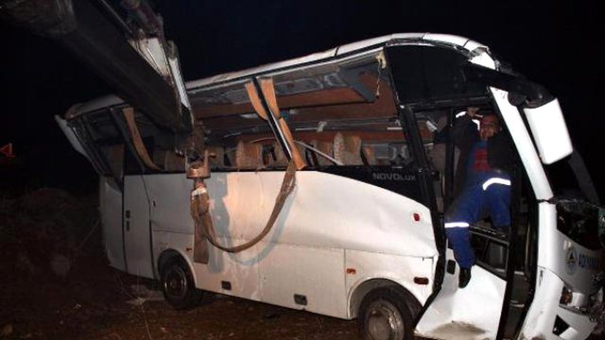 2 Hentbolcunun Öldüğü Kazada Şoföre 24 Taksitle 30 Bin Lira Para Cezası